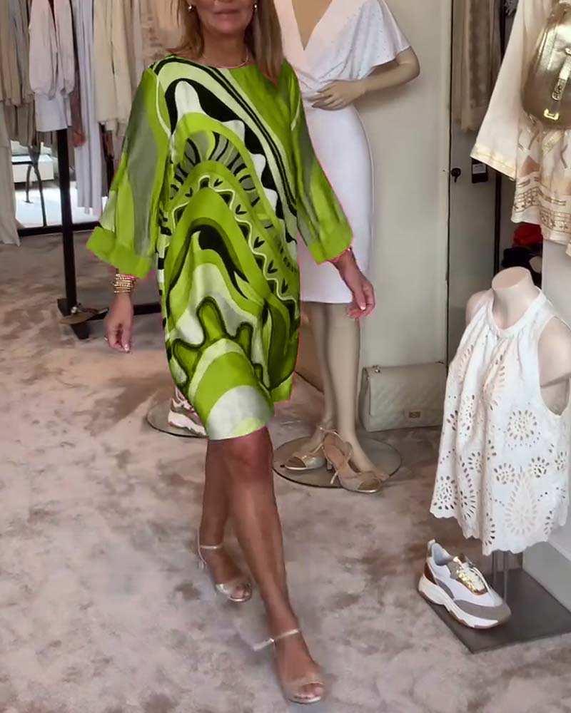 Vibrara™ Abstract Shift Dress
