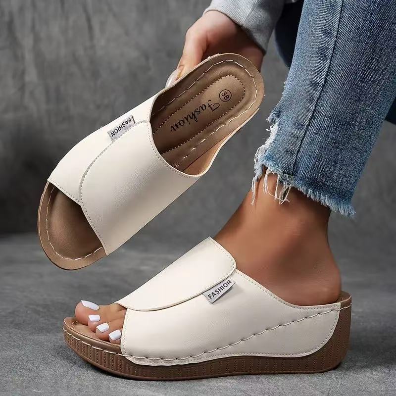 Harriet™ Comfort Slides