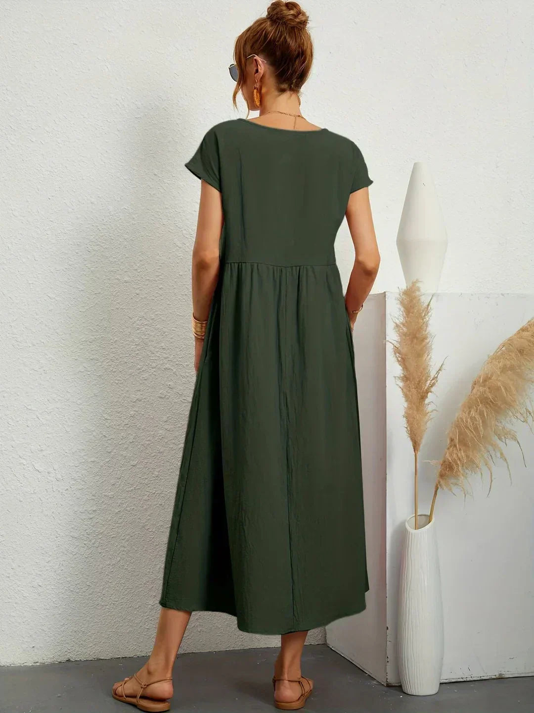 Colette™ Flowy Pocket Midi Dress